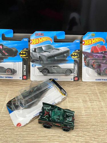 Hot wheels batman batmobil - hot,