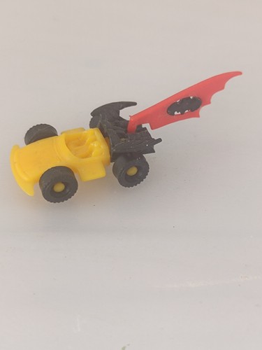 Batmobil mit emblem gelb - mit, in