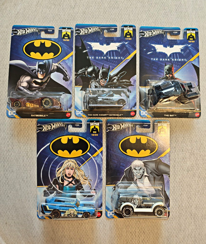 Hot wheels batman batmobile - dc,