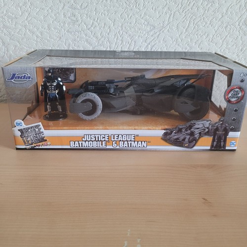 Batmobile tumbler batman - tumbler,