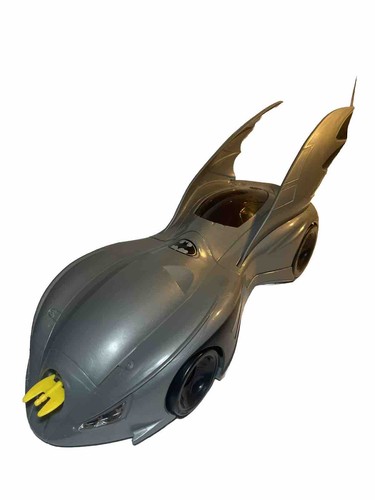 Batmobile kenner legends - batmobile,
