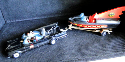 Batmobile mit anhänger und - anhänger,